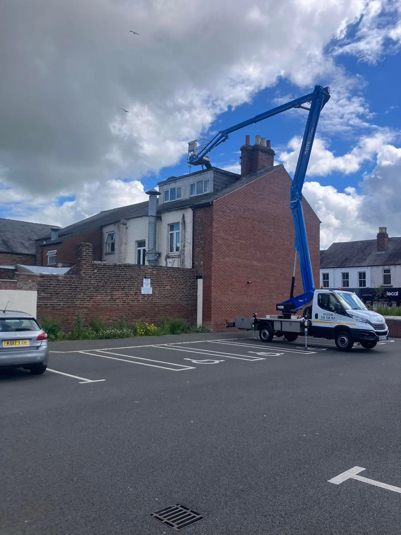 Elevated roofing access